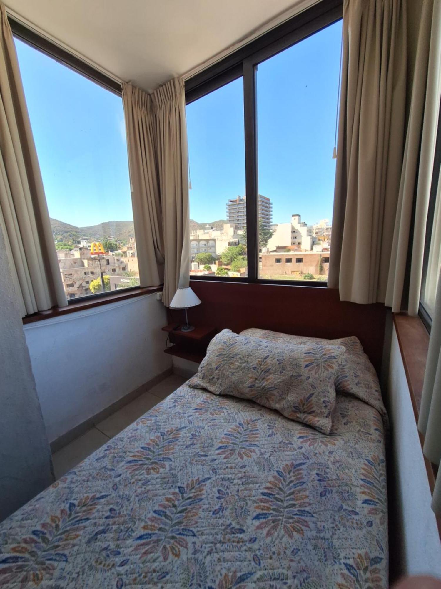 ויז'ה קרלוס פאס Hotel Hurlingham מראה חיצוני תמונה